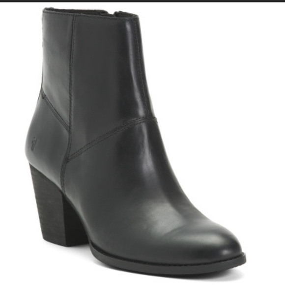 Frye Shoes - New Frye black leather seamed heeled booties